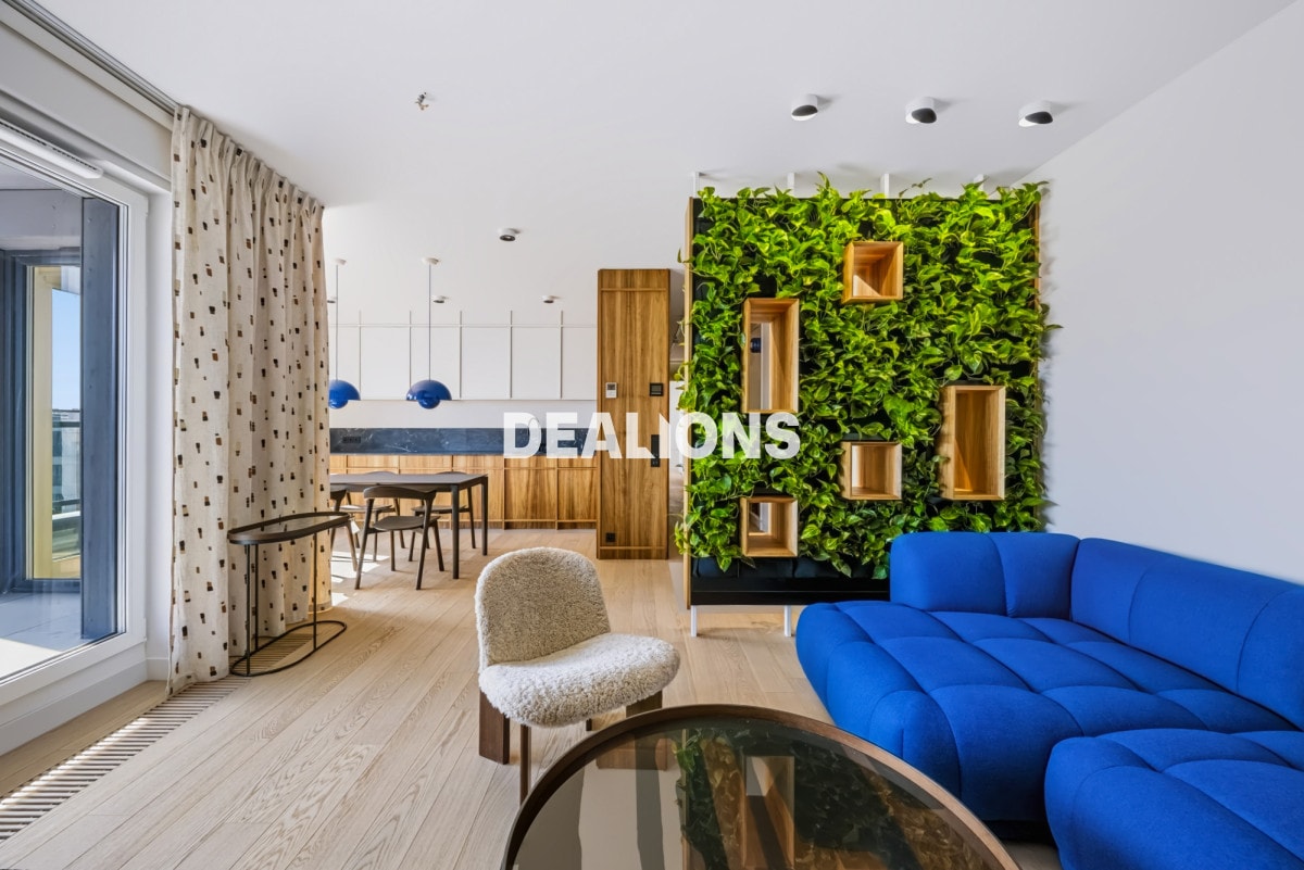 Elegancki apartament na ostatnim piętrze!